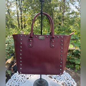 🍷✨ MICHAEL Michael Kors Burgundy Studded Leather Tote 👜